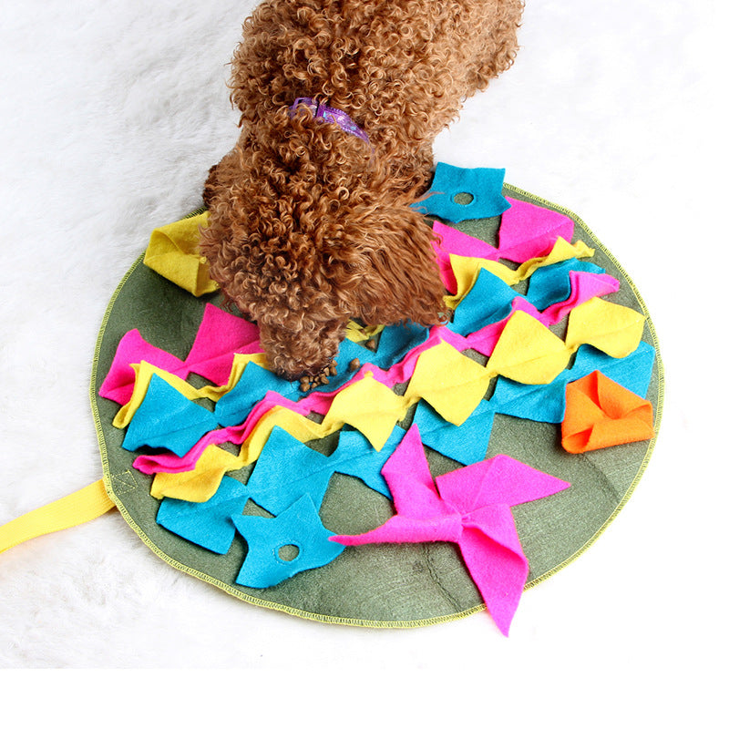 Dog snuffle mat detail